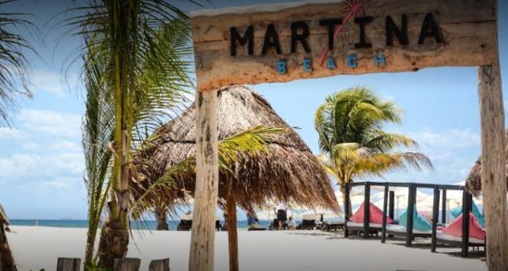 Martina Beach Club ⭐ Niños * Playa * Precios | Martina Beach Club :