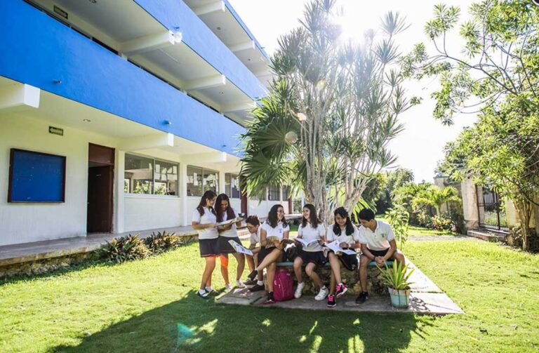 Foto de Centro Educativo Mérida Cancún