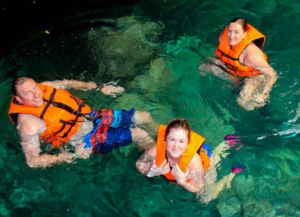 Galería Akumal Monkey Sanctuary