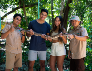 Galería Akumal Monkey Sanctuary