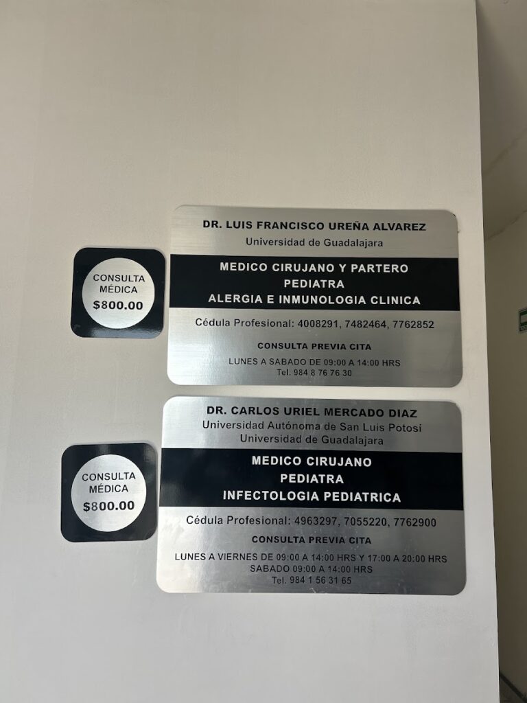 Foto de Dr. Carlos Uriel Mercado Díaz