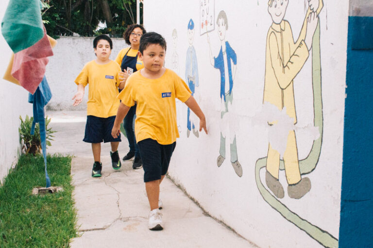 Foto de Astra A.C. Cancún (Asociación de Ayuda a Niños con Trastornos en el Desarrollo)