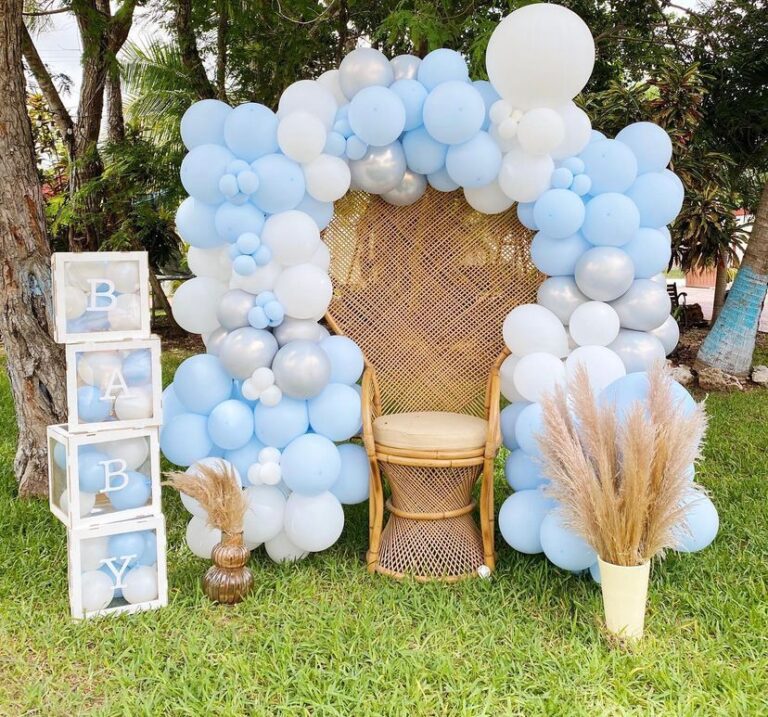 Decoración con globos de Balloon Boutique Cancún en Cancún