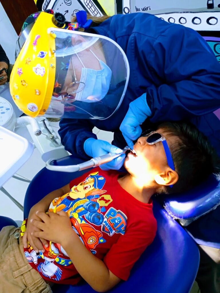 Foto de Dientitos en Acción