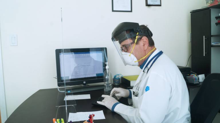Foto de Dr. Jaime García Bedoy