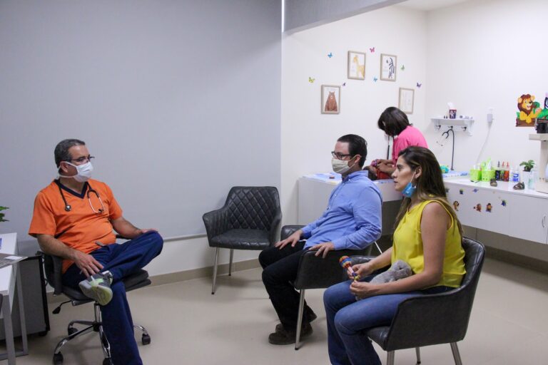 Foto de Dr. Víctor Hugo López Villarreal