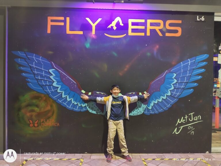 Foto de Flyers Plaza Monarca