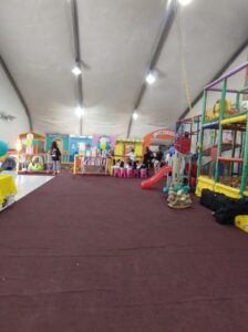 Logo de Just Kids Naucalpan