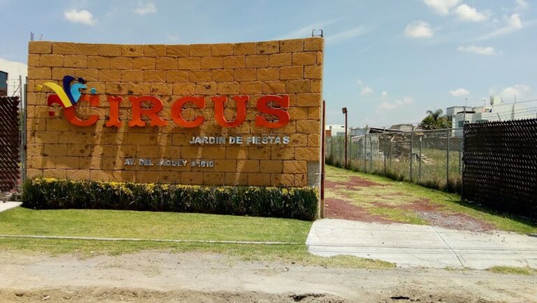 Foto de Salón de Fiestas Circus